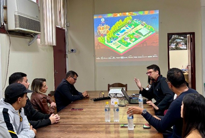 Últimos preparativos para o Arraiá da PET 2025