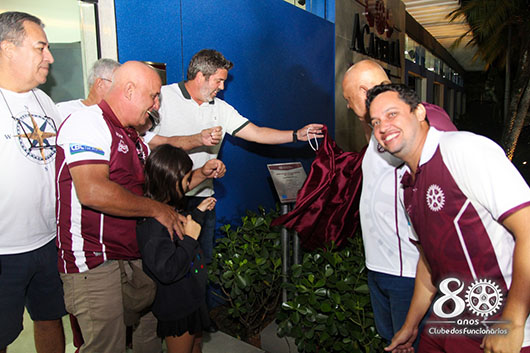 Descrição da Imagem 1