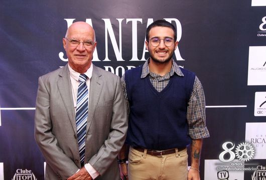 Descrição da Imagem 1