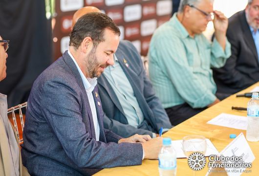 Descrição da Imagem 1